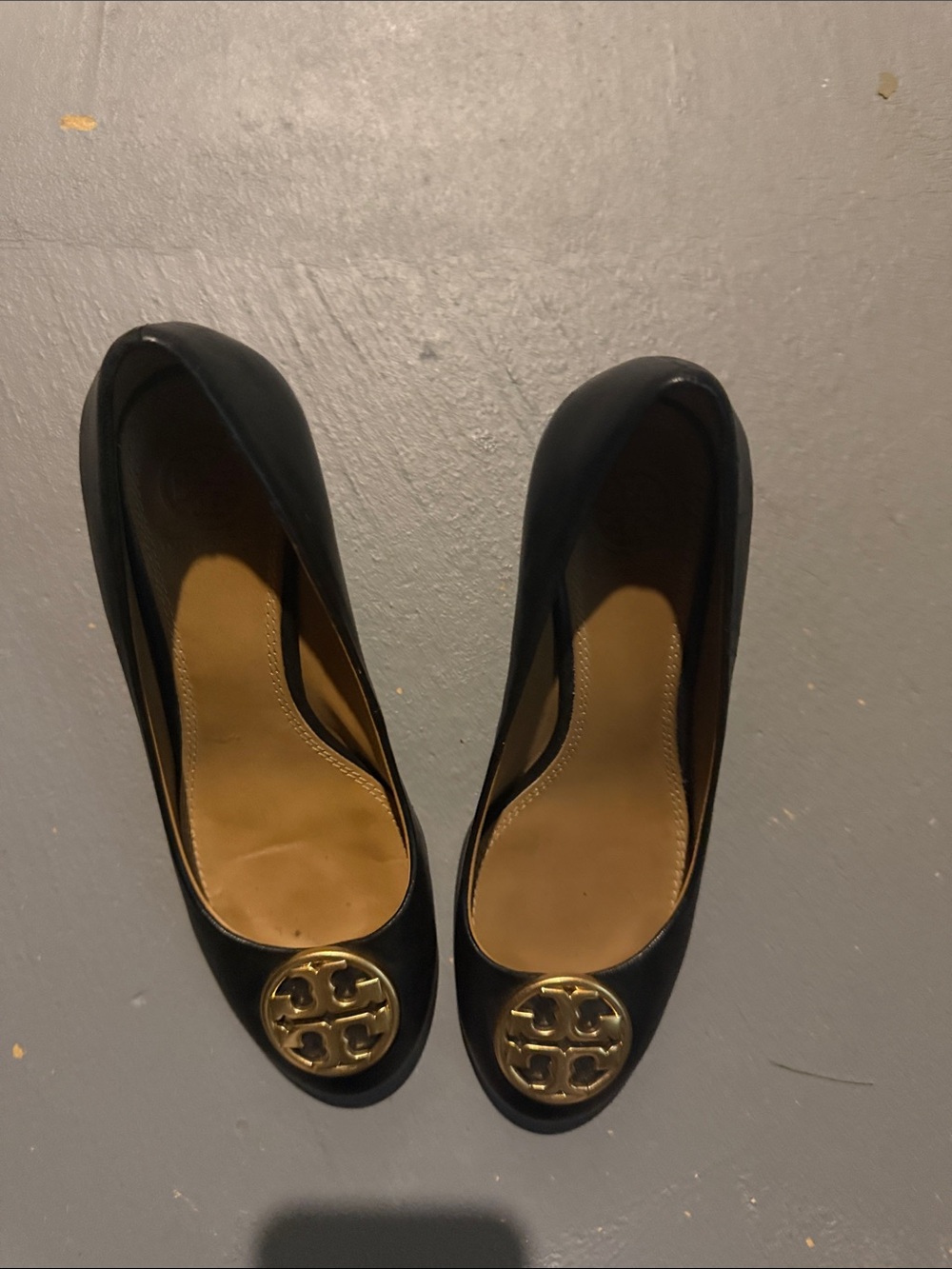 Tory Burch Black Leather Round-Toe Ballet Flats with Gold Logo